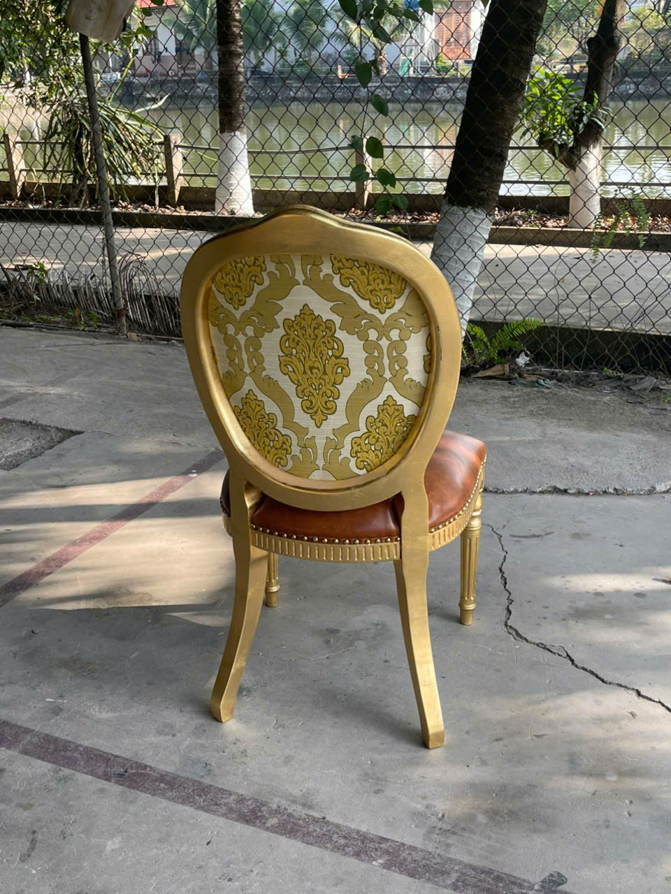 GHẾ ĂN CỔ ĐIỂN LOUIS 16 KHÔNG TAY- DÁT VÀNG